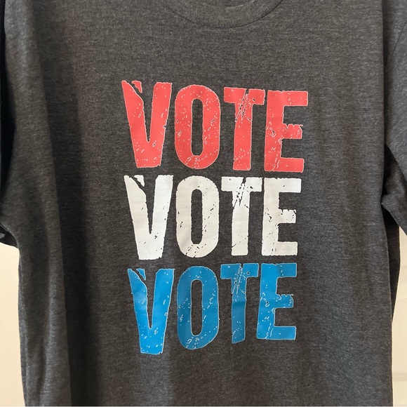 Vote Vote Vote graphic tee soft short sleeve gray red white blue size XL t shirt - Picture 4 of 12